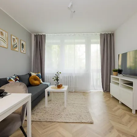 Apartament Reymonta Apartment Near Metro Station By Mia