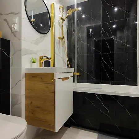 Apartamento Reymonta Apartment Near Metro Station By Mia *