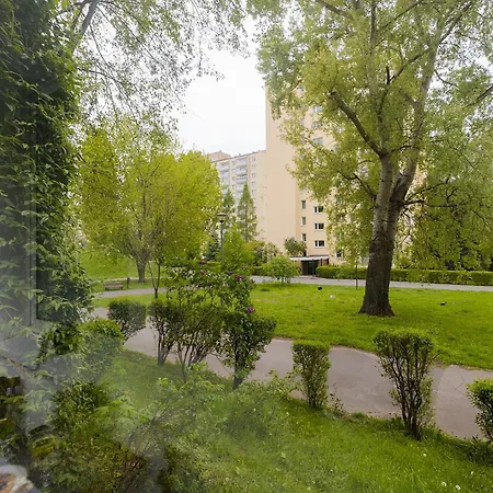 Reymonta Apartment Near Metro Station By Mia Varsovia